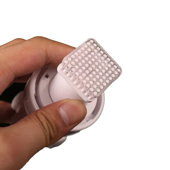 Hhomeenjoy Durable Stainless Steel Garlic Press for Effortless Meal Prep