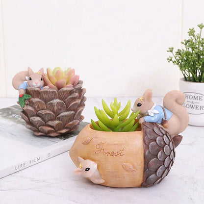 Charming cartoon squirrel-shaped succulent planter made of high-quality resin with drainage hole for healthy plant growth