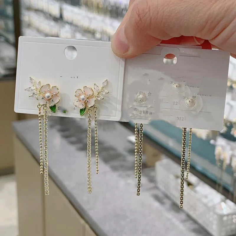 Hhomeenjoy US Elegant Floral Zircon and Pearl Tassel Earrings
