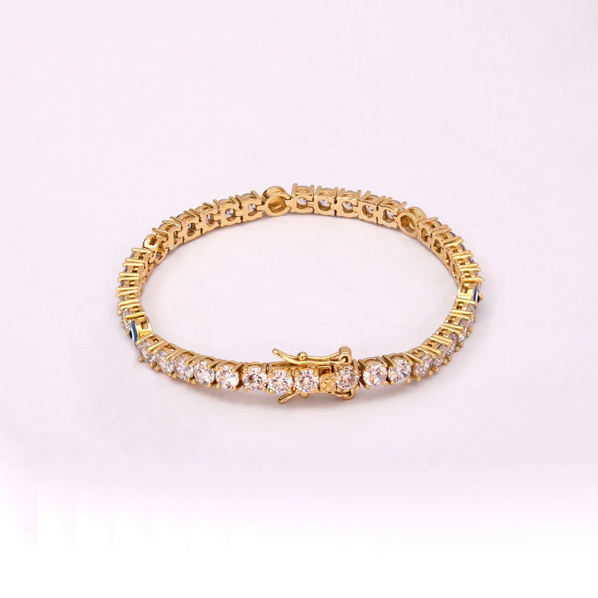 Fashionable Diamond Zircon Bracelet with Elegant Copper Construction and Sparkling Zircon Stones
