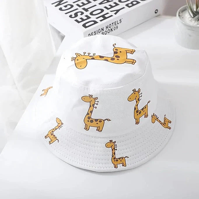 Colorful cartoon giraffe bucket hats for children aged 1 to 5 years, with adjustable straps and durable polyester material