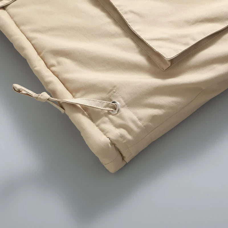 Fashionable women's down-filled jacket in various colors, designed for casual wear and everyday activities