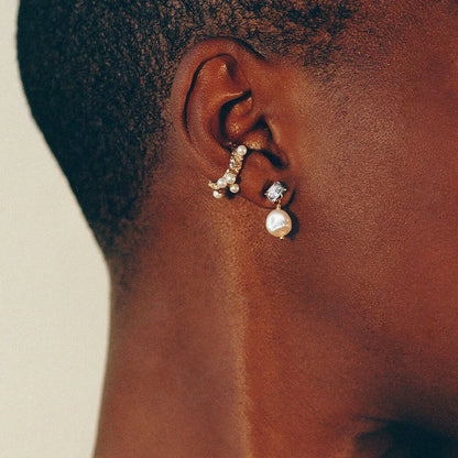 Elegant 18K gold-plated stainless steel pearl drop earrings with a classic vintage design