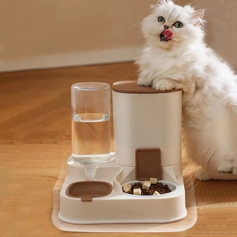 Ceramic and polypropylene automatic cat feeder with a large capacity water dispenser for easy pet care