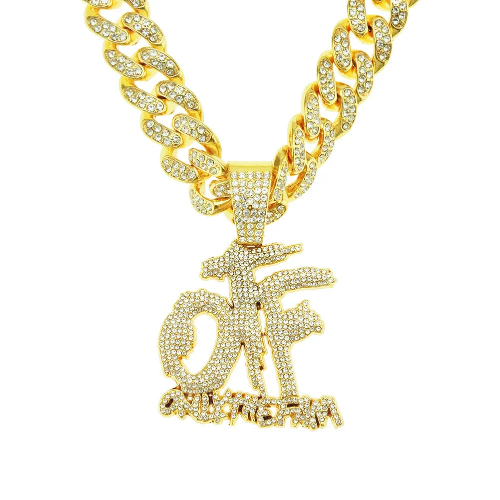 Trendha Full Diamond Letter Pendant Necklace with a sparkling diamond-inlaid letter charm and high-quality alloy chain