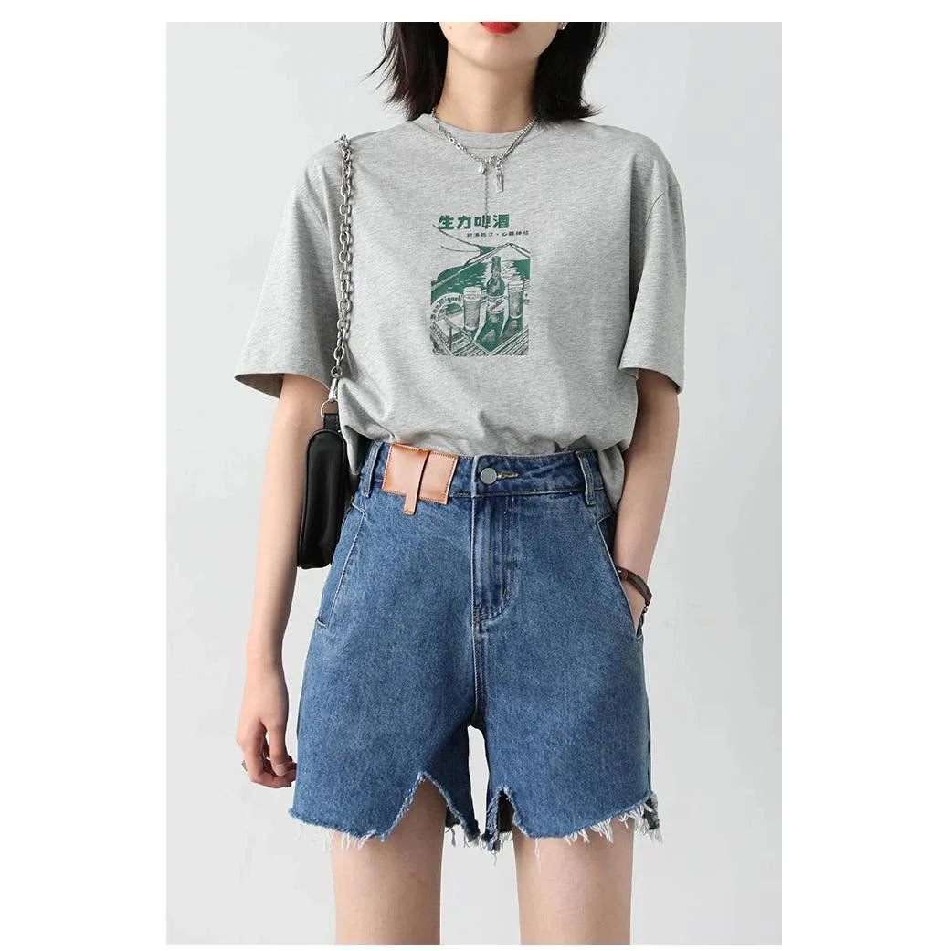 Women's Retro Blue High-Waisted Denim Shorts with Irregularly Cut Design and Cuff Details