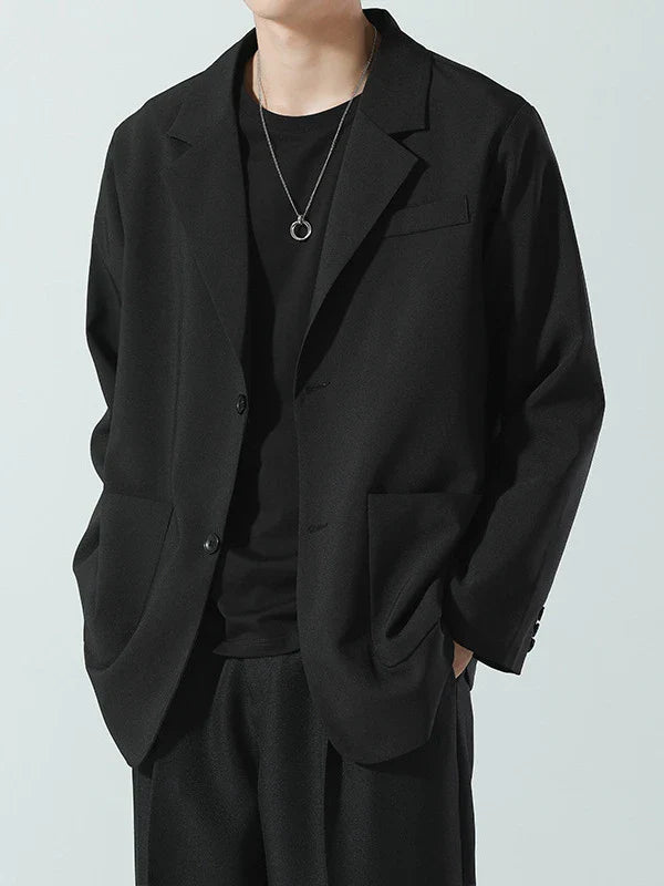 A stylish, casual jacket for men made of premium polyester fabric for year-round comfort and versatility