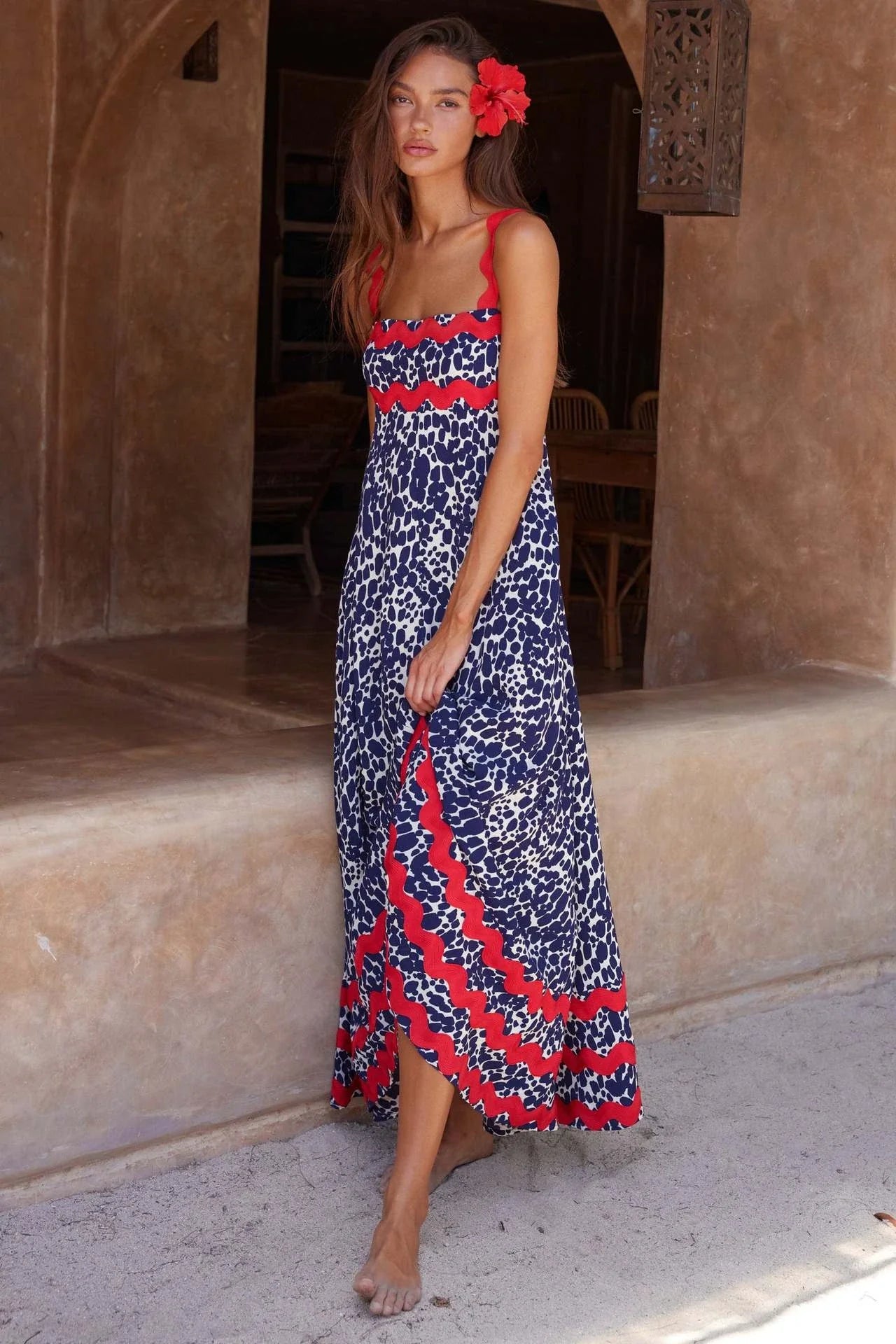 Floral Print Wavy Dress for Women - Stylish A-Line Beach Fashion with Vibrant Floral Pattern