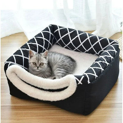 Collapsible cat house and bed made of soft, cozy fleece material in a compact, space-saving design