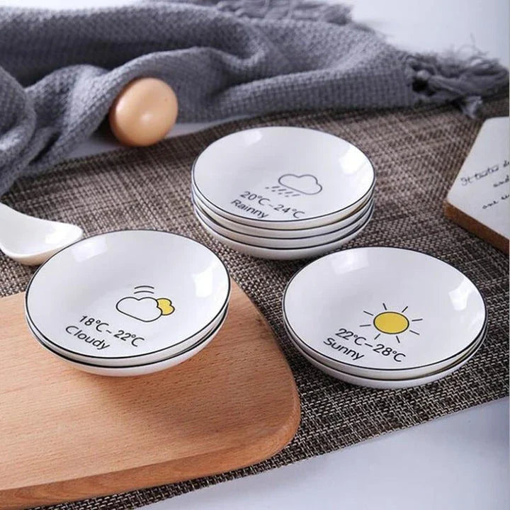 Ceramic sauce dish with elegant, unique design in a variety of color options