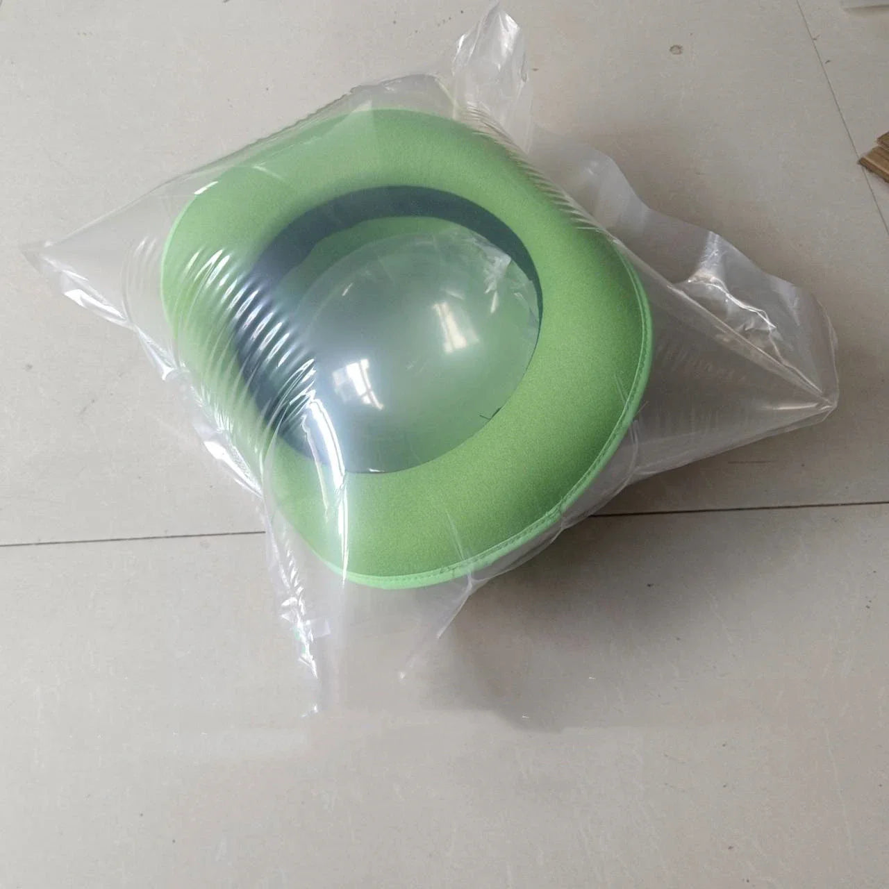 Soft, wool flat top roll brim hat in a variety of colors for men, perfect for autumn and winter wear