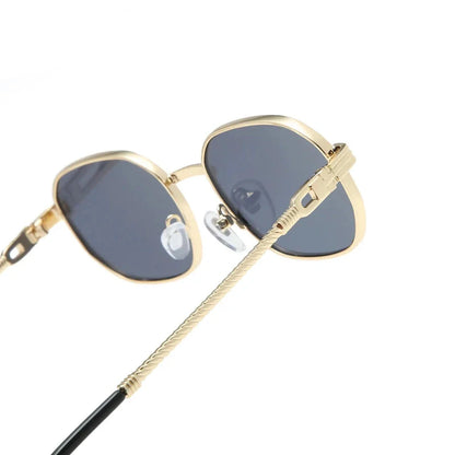 Fashionable square sunglasses with gradient lenses and a durable alloy frame for a classic yet trendy look