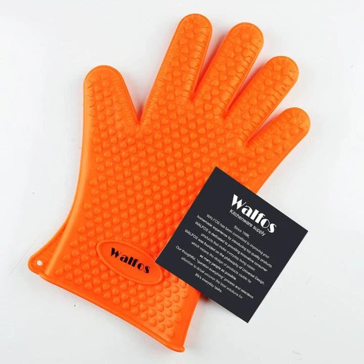 Premium heat-resistant silicone barbecue gloves in pink, designed for safe and comfortable outdoor grilling and cooking