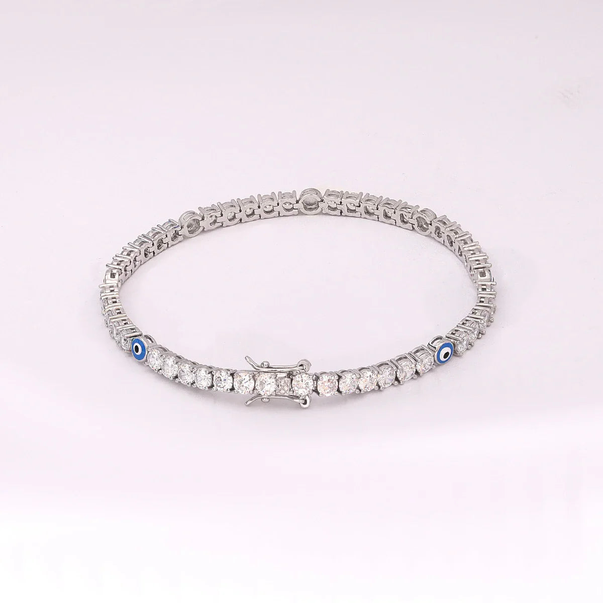 Fashionable Diamond Zircon Bracelet with Elegant Copper Construction and Sparkling Zircon Stones