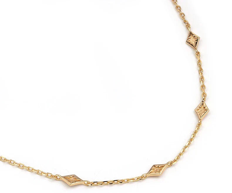 A sterling silver necklace with a delicate geometric pendant design, perfect for women's everyday wear and special occasions.