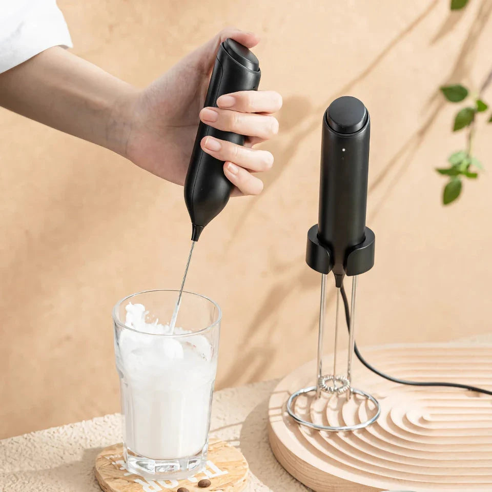 Powerful Handheld Milk Frother with Ergonomic Design for Making Coffeehouse-Style Lattes and Cappuccinos at Home