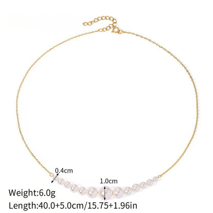 Elegant pearl and gold-plated stainless steel necklace/bracelet with lustrous pearls and vintage-inspired design