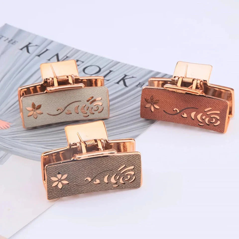 Elegant floral hair claw accessory for women, featuring a premium canvas and rubber design in a stylish brown color
