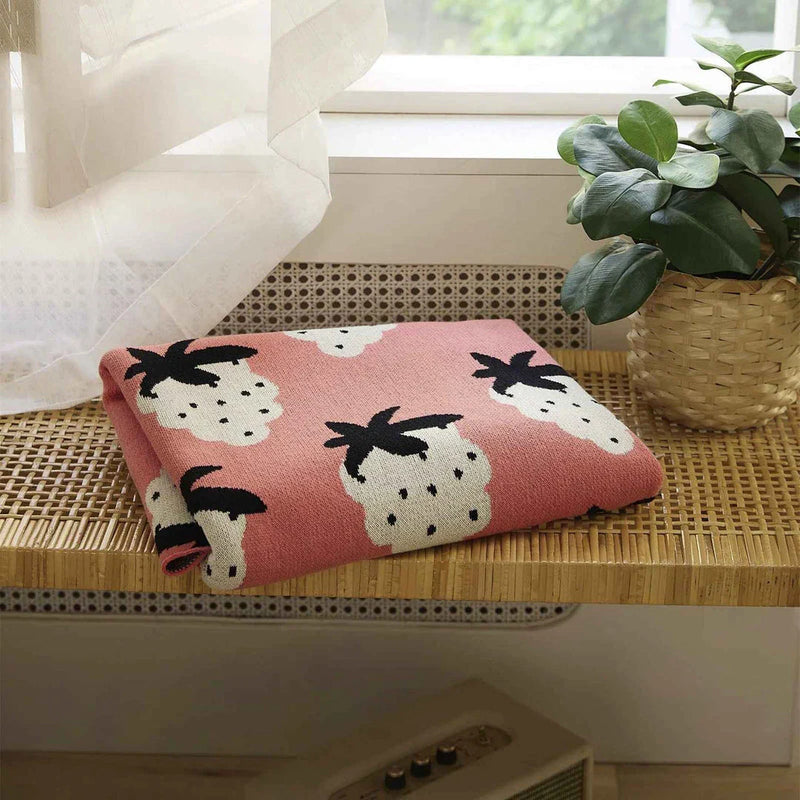 Hhomeenjoy Cozy Grape Pattern Cotton Blanket for Unparalleled Comfort