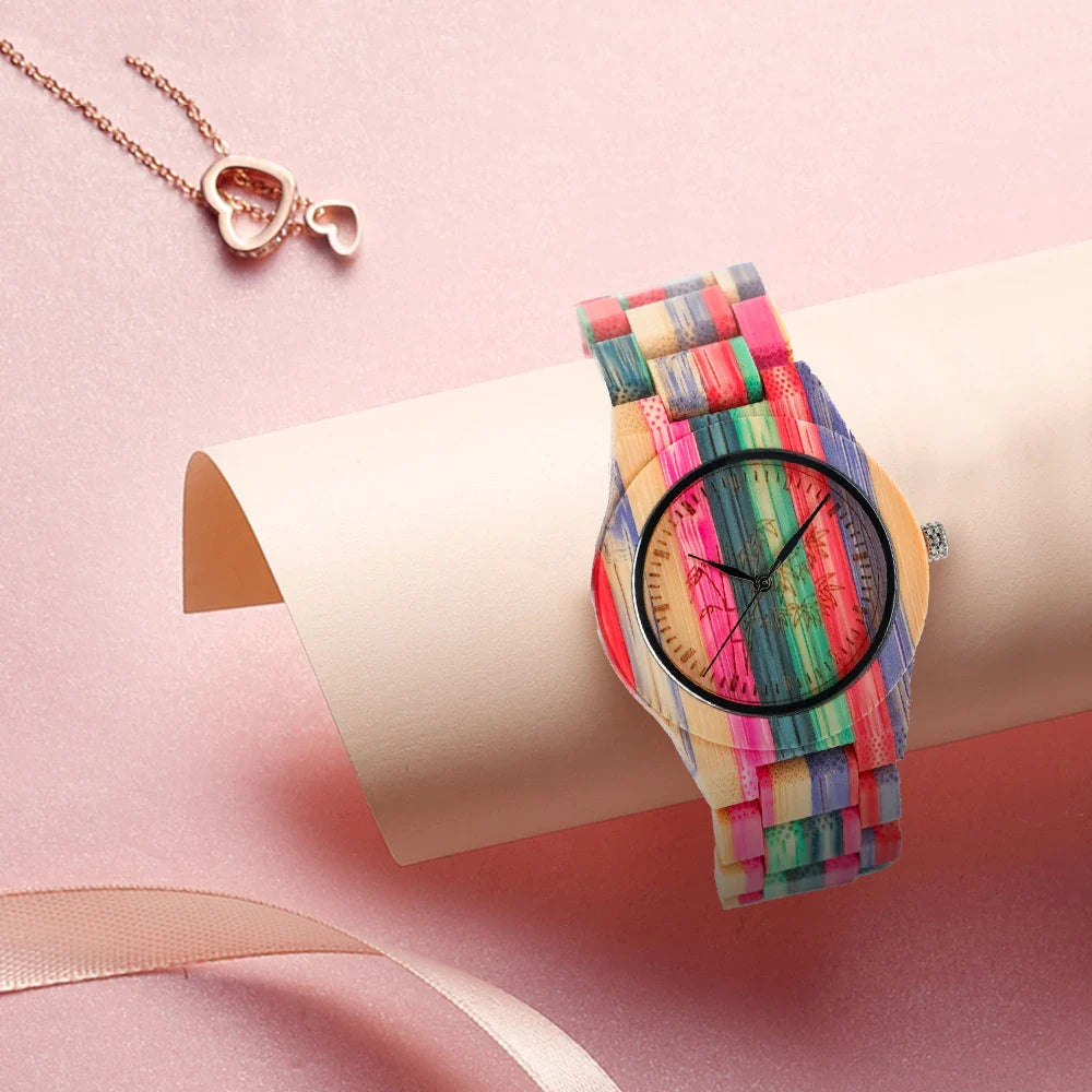Stylish Quartz Bamboo Wood Watch - A unique and eco-friendly timepiece with a sleek design and reliable quartz movement