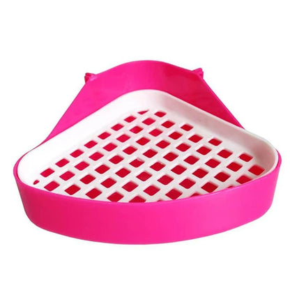 Practical Small Pet Corner Litter Box in yellow color, with dimensions of 24 x 17 x 10 cm, designed for convenient use and space-saving in homes.