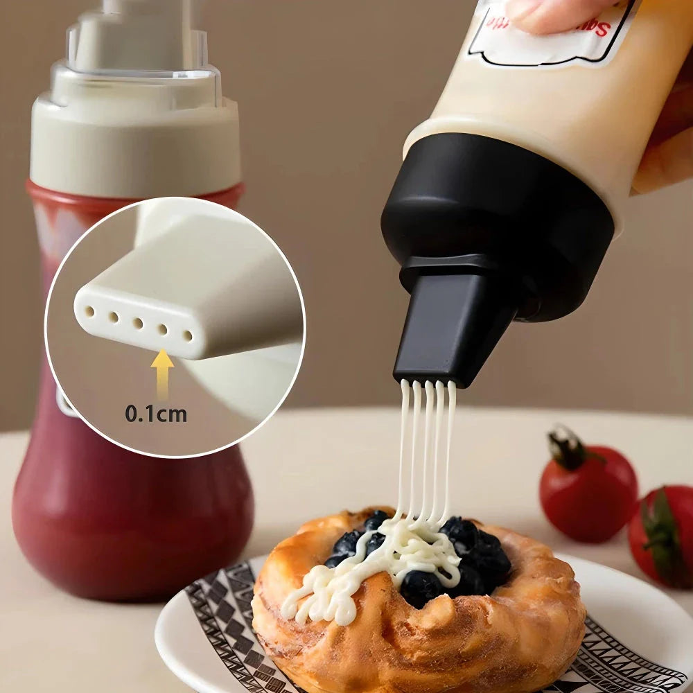 Premium 350 ml sauce squeeze bottle with 5-hole nozzle for even distribution of ketchup, mustard, oils, and other condiments