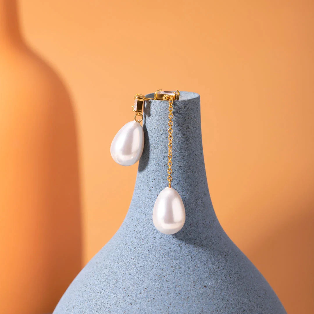 Elegant 18K gold-plated stainless steel pearl drop earrings with a classic vintage design