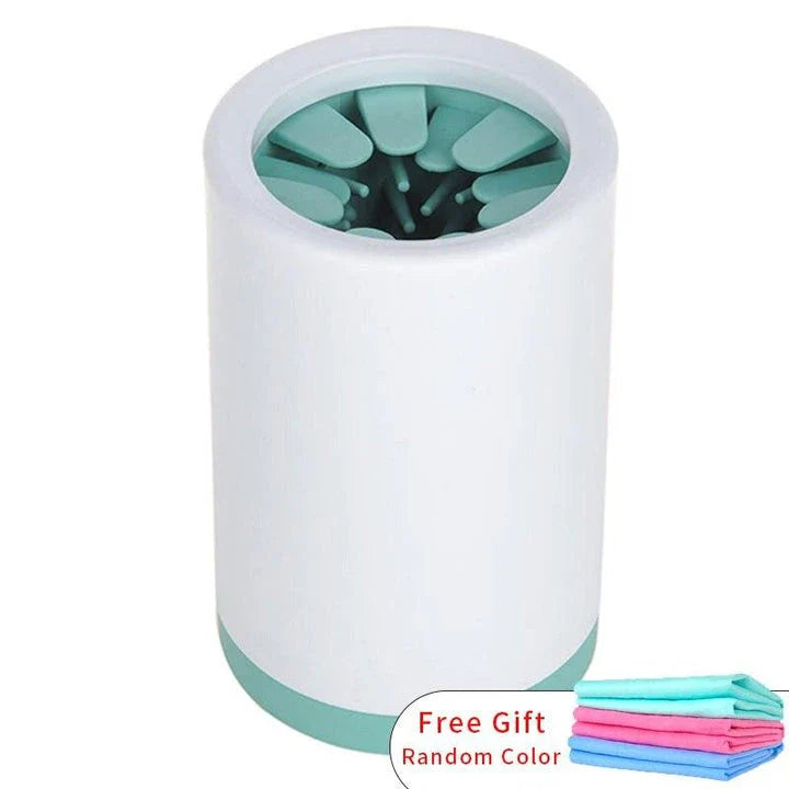 Pet Paws Washing Bottle Tool - A compact and durable paw washer for keeping your furry friend's paws clean and your home free from muddy footprints