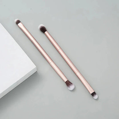 Dual-Ended Eyeshadow and Nose Contour Brush with Premium Wool Fiber Bristles and Durable Metal Handle