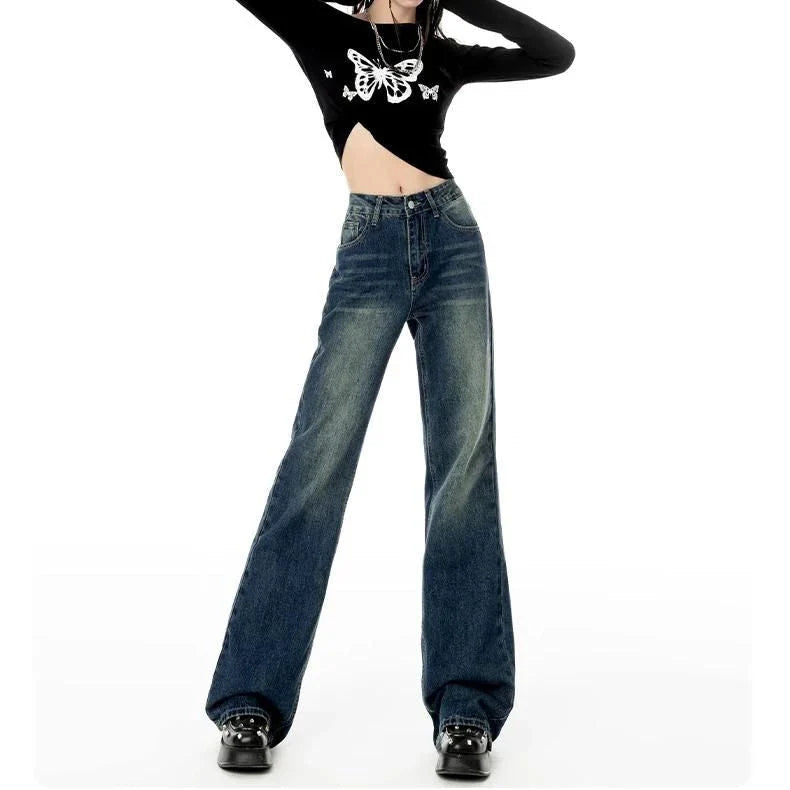 A pair of high-waisted, flared jeans with a vintage-inspired design and chic details for a stylish and comfortable look.