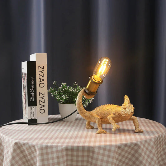 Resin Lizard Table Lamp with Chameleon-Inspired Design, Durable Construction, and Versatile Lighting for Modern Home Decor