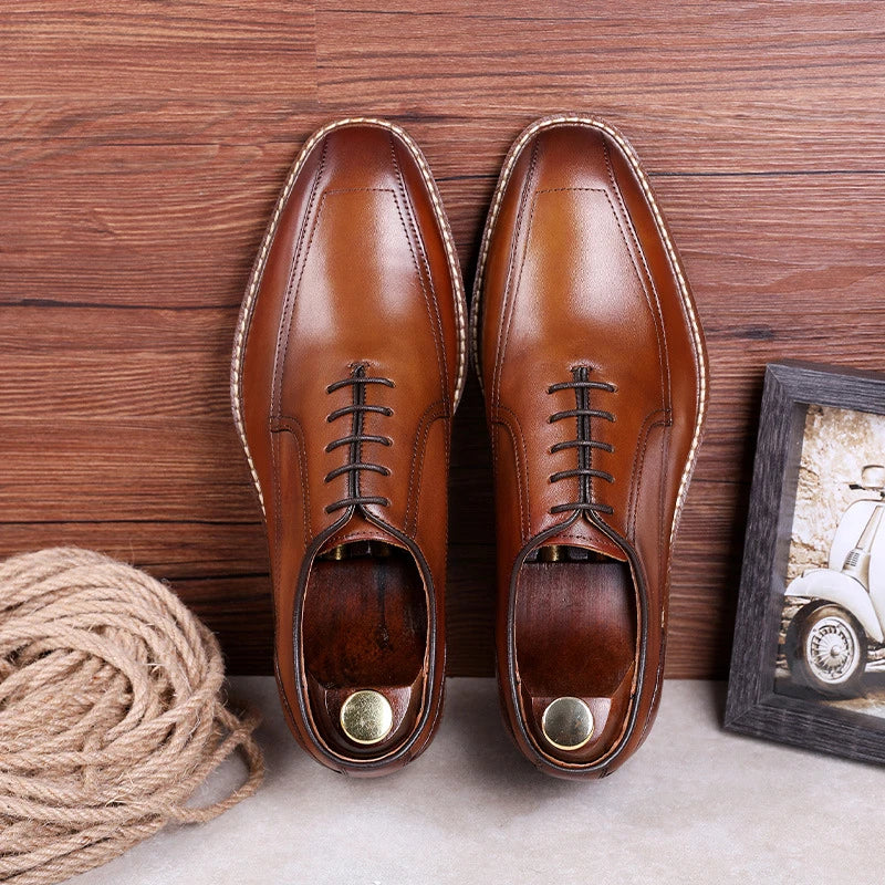 Premium Leather Retro Sneakers for Men in Black - Durable Cowhide Upper, Composite Sole, Versatile Everyday Wear