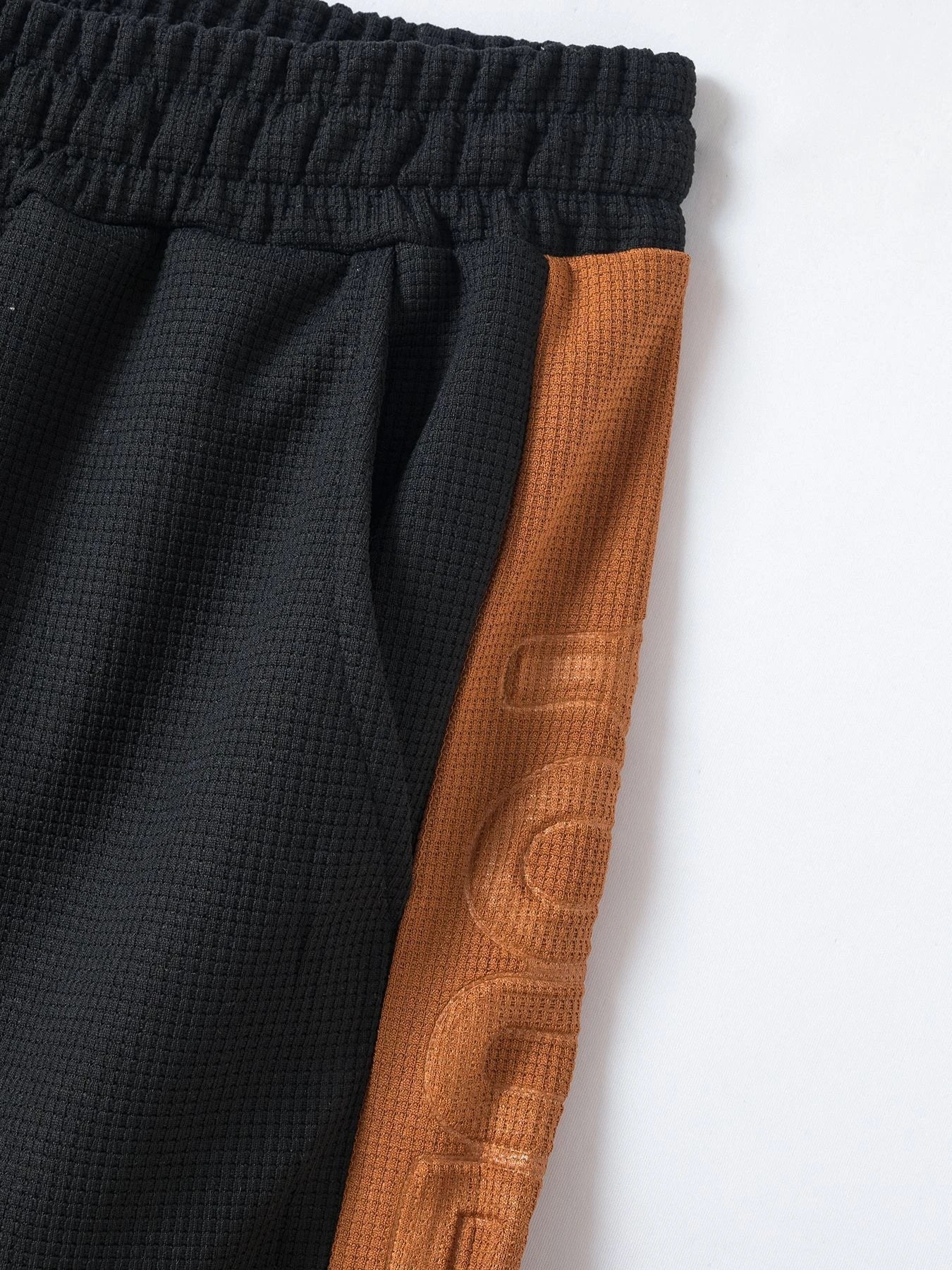 Loose Summer Outdoor Casual Pants for Men in a variety of colors, including white, black, light gray, sapphire blue, and apricot.