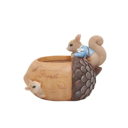 Charming cartoon squirrel-shaped succulent planter made of high-quality resin with drainage hole for healthy plant growth