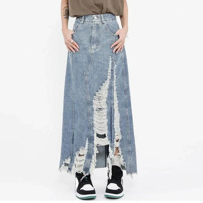 Fashionable high-waist denim skirt with distressed details, offering a stylish and comfortable design for versatile wear.
