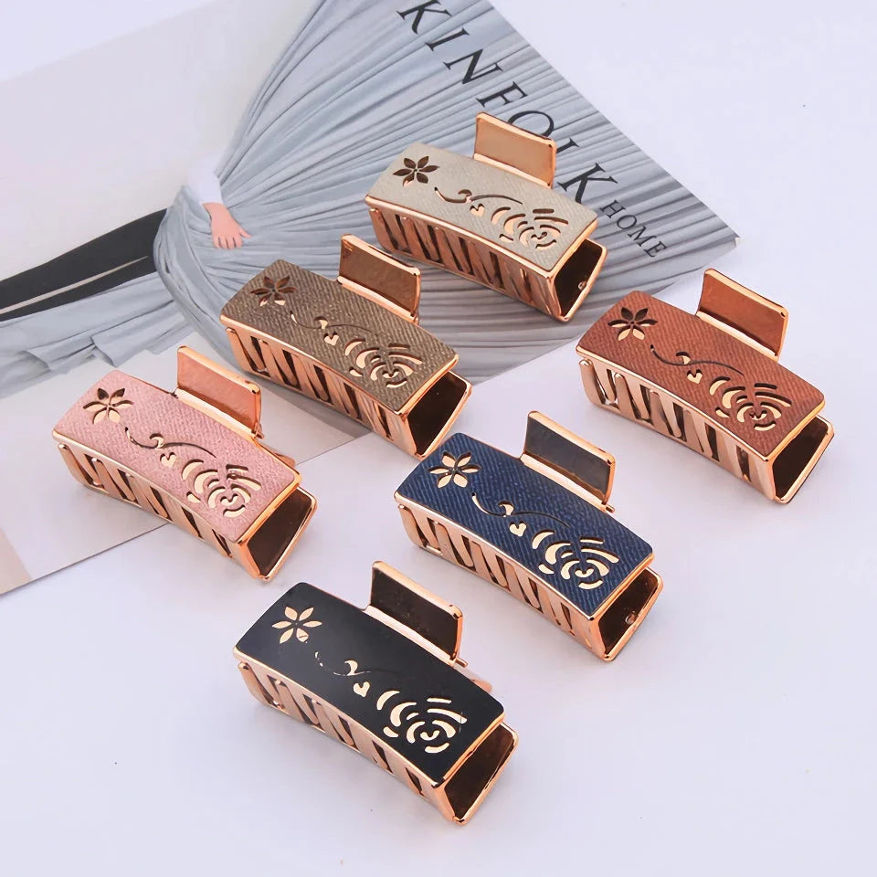 Elegant floral hair claw accessory for women, featuring a premium canvas and rubber design in a stylish brown color