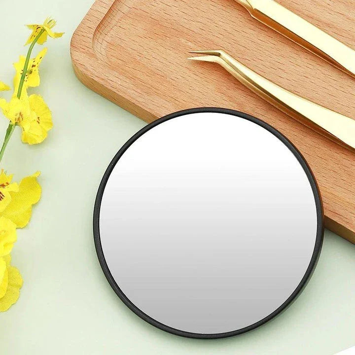 Hhomeenjoy Magnify Your Beauty: Precision Mirror with Suction Cup