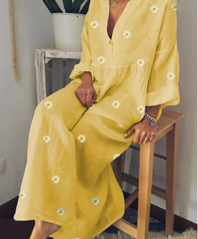Daisy Print Long Sleeve Loose Dress in Lightblue, featuring a flowing silhouette and delicate floral pattern for a touch of feminine charm.