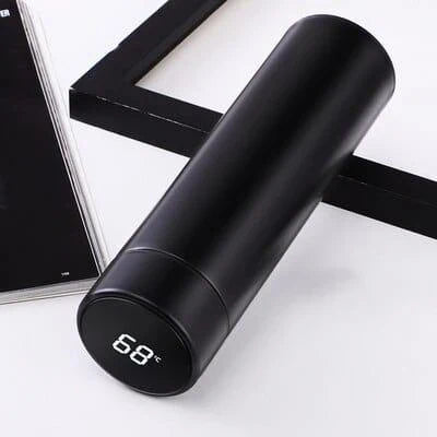 Stylish floral double-wall stainless steel water bottle with a convenient straw lid, maintaining temperature for up to 12 hours.