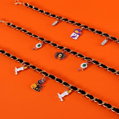Stylish pet Halloween collar made of velvet with a dripping bat design, available in adjustable sizes for a comfortable fit.