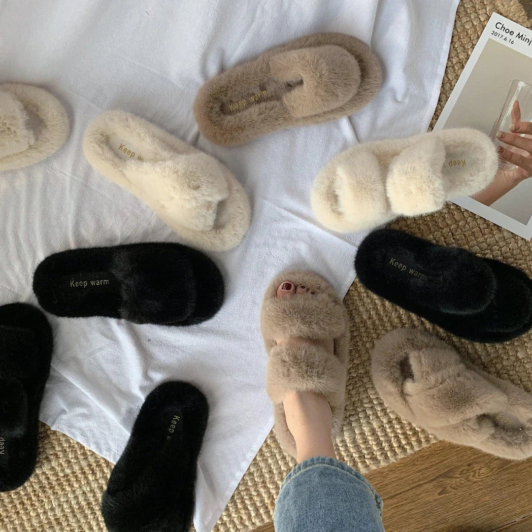 Cozy and stylish hairy slippers for fashionable women, available in multiple color options
