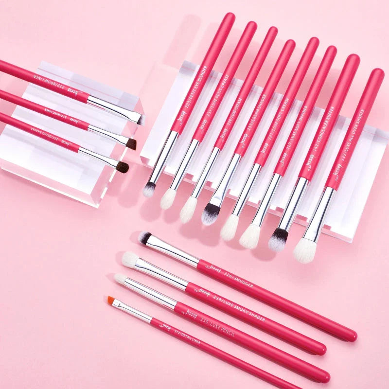 15-Piece Professional Makeup Brush Set with Premium Synthetic and Natural Fibers in Rose-Carmin Color