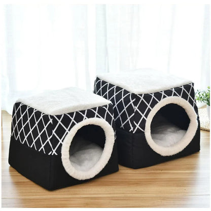 Collapsible cat house and bed made of soft, cozy fleece material in a compact, space-saving design