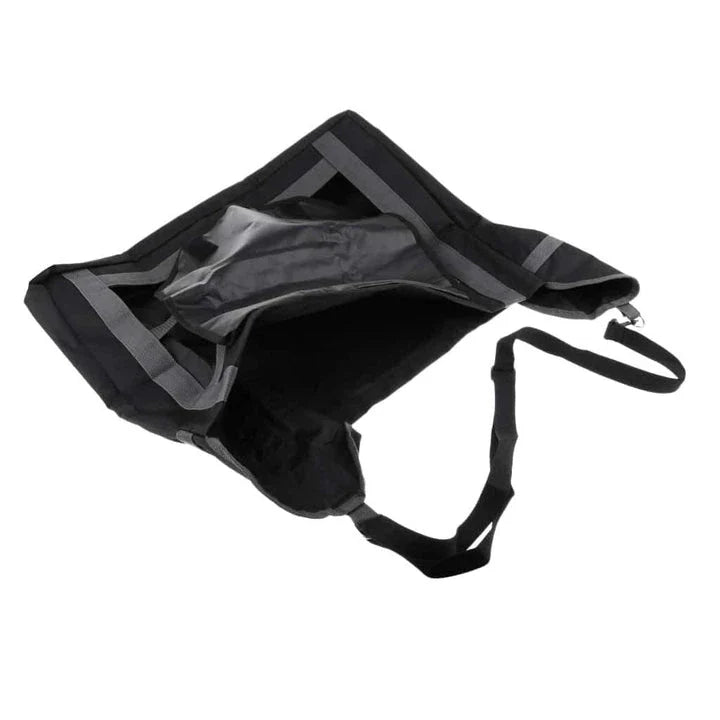 Adjustable horse feed bag made with durable 600D Oxford cloth for customized fit and reduced mess during feeding time