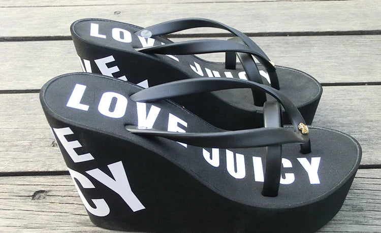 Stylish non-slip beach heels for women, featuring a super high 11cm heel and a variety of color options