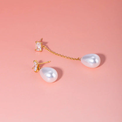 Elegant 18K gold-plated stainless steel pearl drop earrings with a classic vintage design