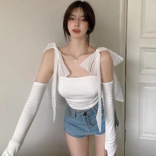 Chic knitted white tank top with bow accent, one size fits all, premium polyester fabric