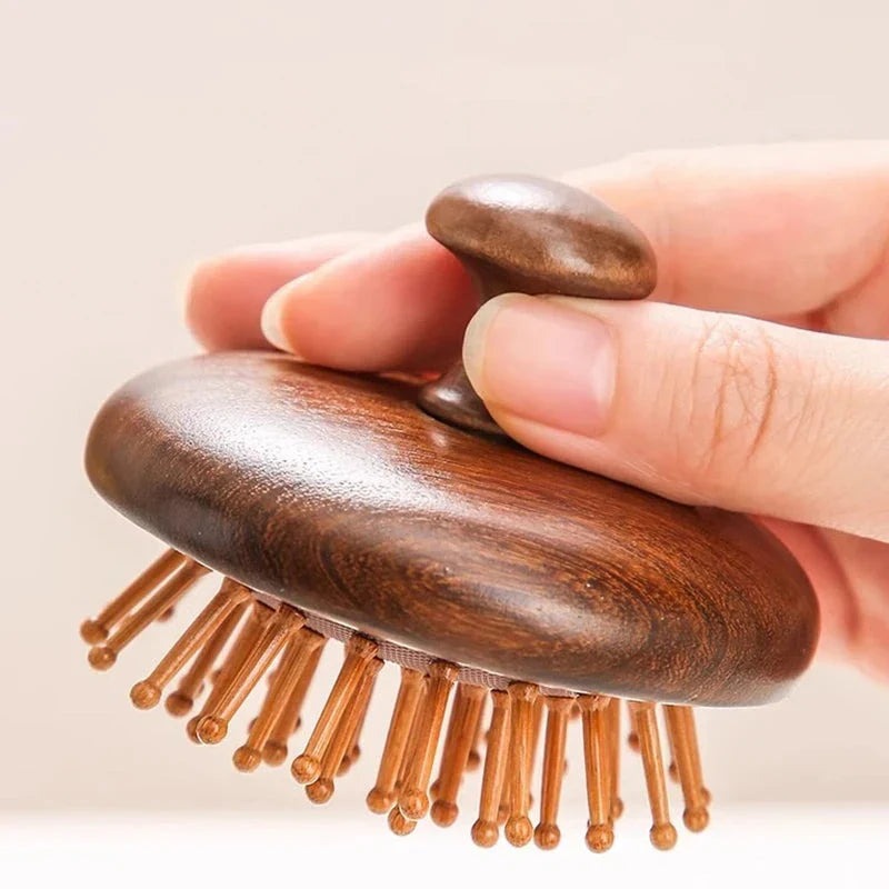 Aromatherapy Scalp Massager: Sandalwood Hair Comb with Air Cushion Technology for Gentle Scalp Stimulation and Healthy Hair Growth