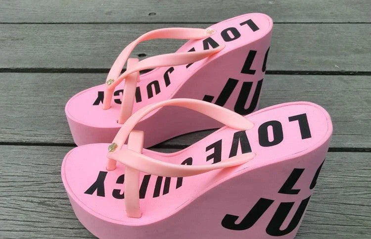 Stylish non-slip beach heels for women, featuring a super high 11cm heel and a variety of color options