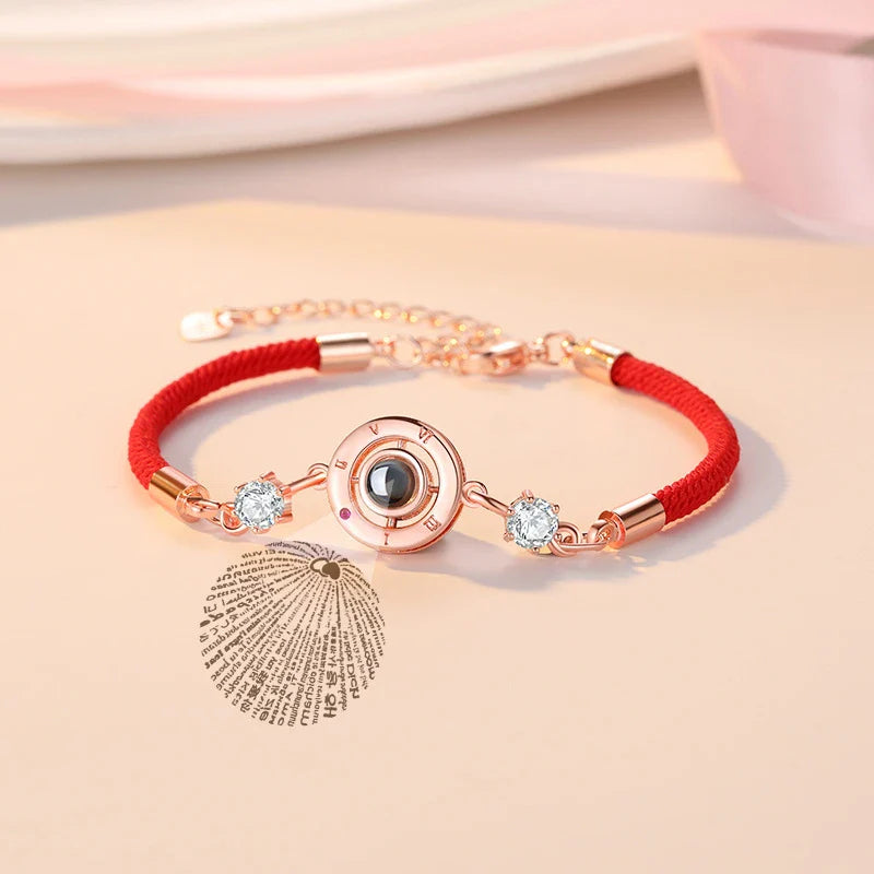 Couple Projection Bracelet in rose gold with a mesmerizing image display